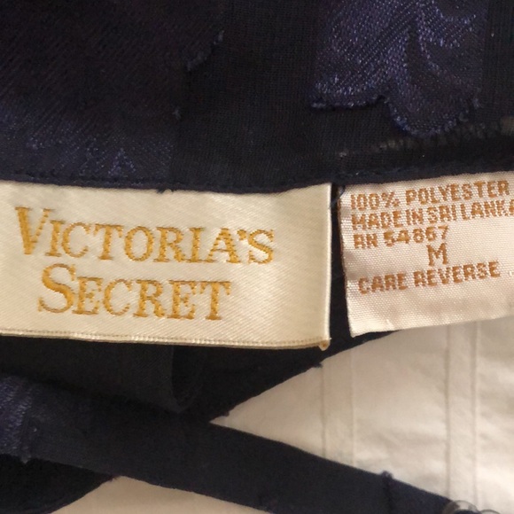 Lingerie- baby doll “teddy”. Victoria Secrets - Picture 4 of 6